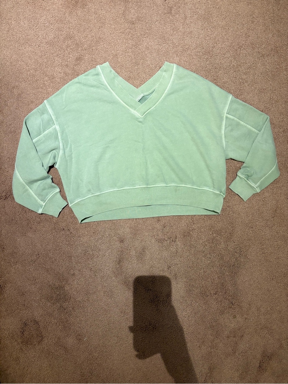 aerie Mint Green V-Neck Cropped Sweater size small